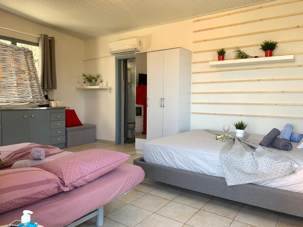 Villa Olive Hill Private House à Poros Town Extérieur photo