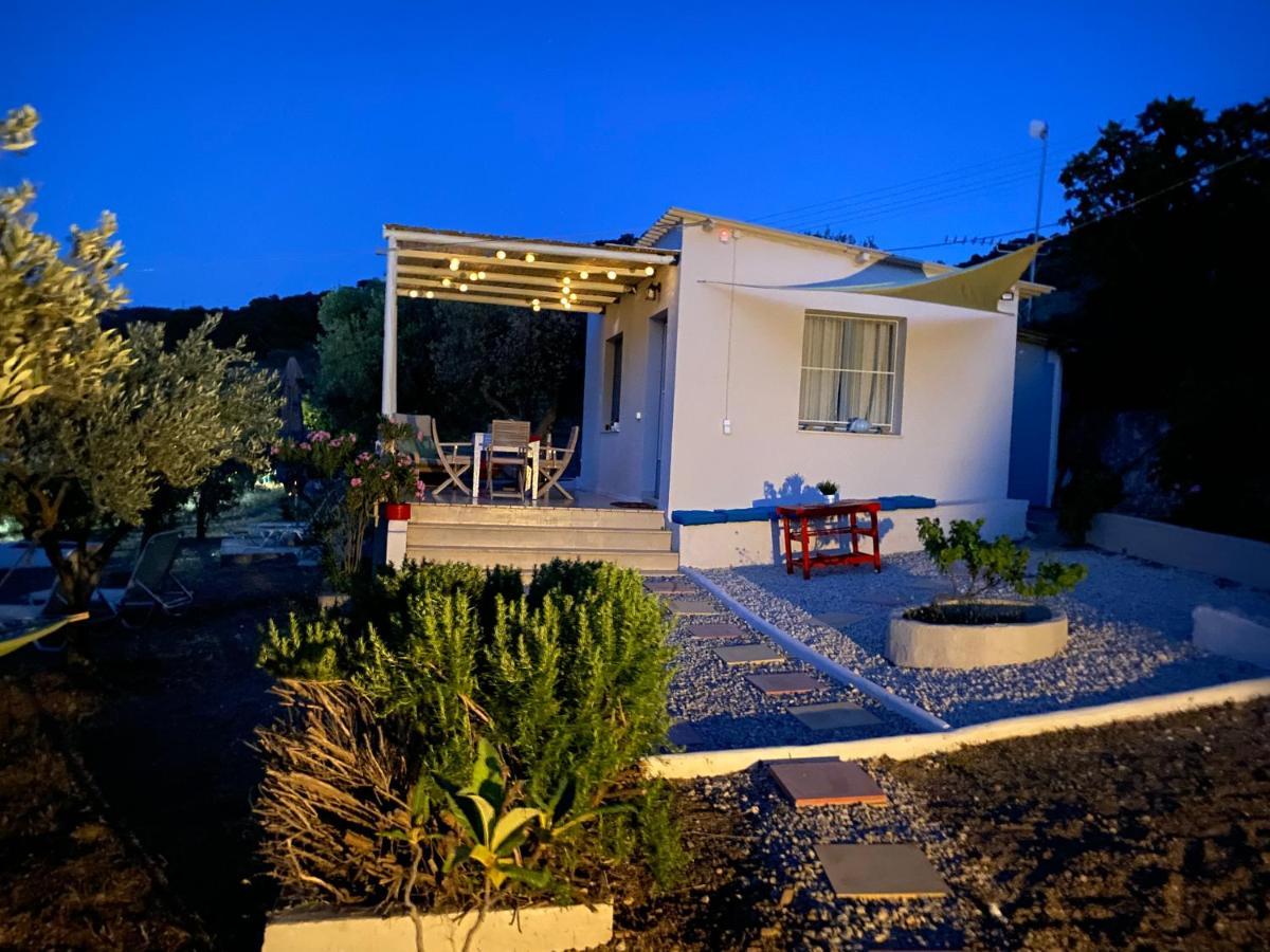 Villa Olive Hill Private House à Poros Town Extérieur photo
